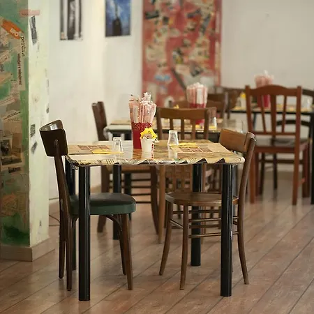 Pallone Hotel
